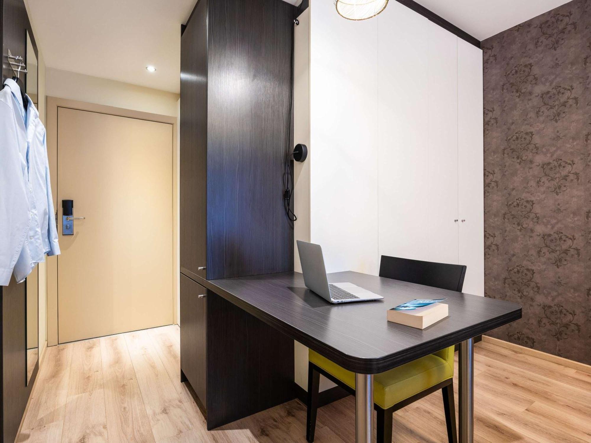 Ibis Styles Hotel Brussels Centre Stephanie Saint-Gilles Eksteriør billede